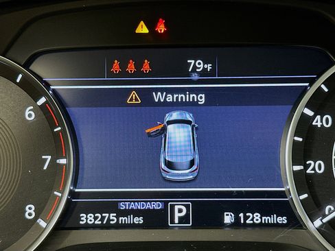 Used 2023 INFINITI QX50 Luxe AWD/4WD image 19
