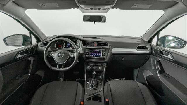 Used 2018 Volkswagen Tiguan S FWD image 28