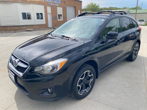 Used 2014 Subaru Crosstrek 2.0i Premium w/ Popular Package #1 AWD/4WD image 2