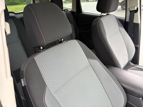 Used 2017 Ford Escape SE AWD/4WD image 41
