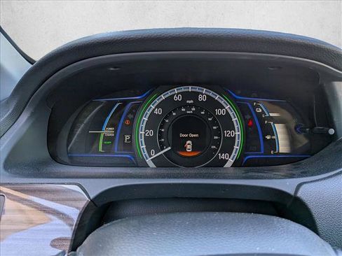Used 2017 Honda Accord Touring image 10
