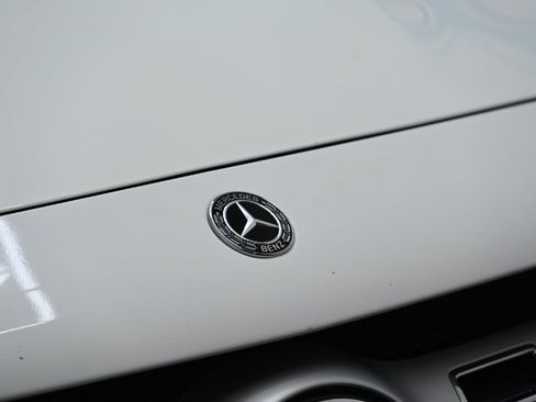 Used 2019 Mercedes-Benz GLA 250 4MATIC image 12