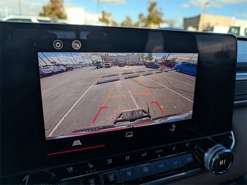 Used 2023 GMC Canyon AT4 w/ AT4 Premium Package image 13