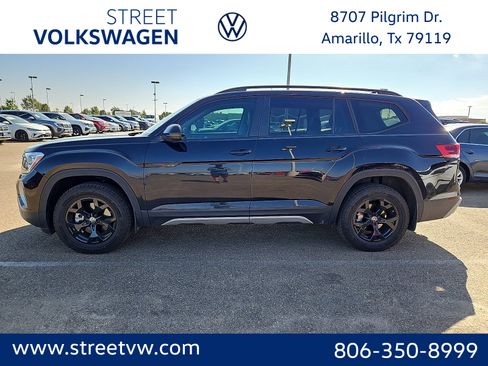 Used 2024 Volkswagen Atlas Peak Edition SEL AWD/4WD image 1