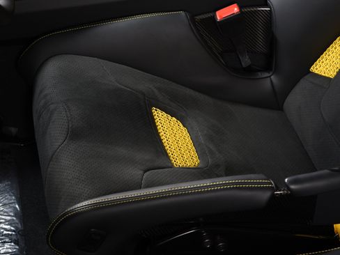 Used 2023 Porsche 911 GT3 RWD image 8