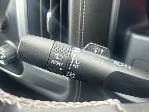 Used 2018 GMC Sierra 1500 SLE w/ SLE Value Package image 20