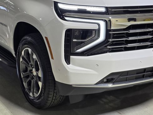 New 2026 Chevrolet Suburban LT w/ Comfort Package image 9