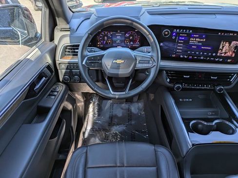 Used 2025 Chevrolet Tahoe High Country image 20