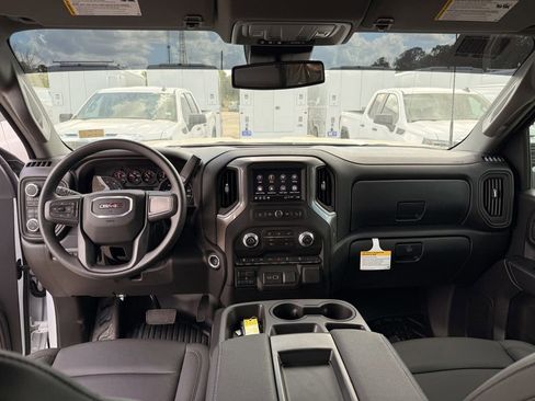 New 2026 GMC Sierra 2500 Pro w/ 1SA Pro Safety Plus Package AWD/4WD image 14