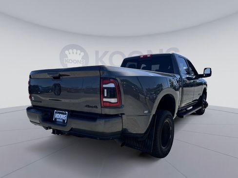 Used 2024 RAM 3500 Big Horn w/ Night Edition AWD/4WD image 7