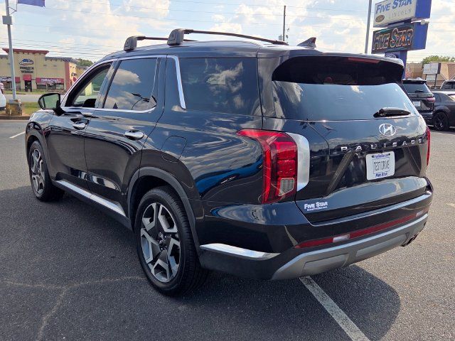Used 2024 Hyundai Palisade Limited FWD image 5