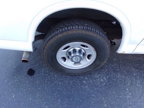 Used 2012 Chevrolet Express 3500 LT w/ LT Preferred Equipment Group RWD image 44