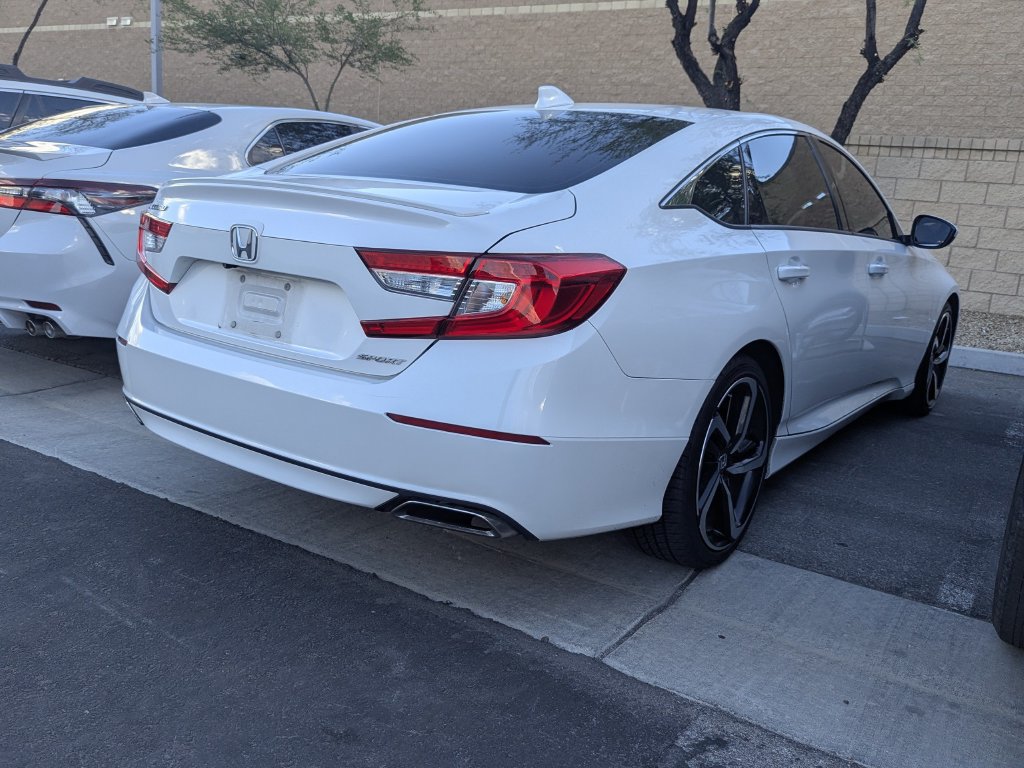 Used 2020 Honda Accord Sport image 4