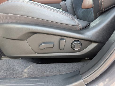 Used 2025 Subaru Forester Touring AWD/4WD image 19