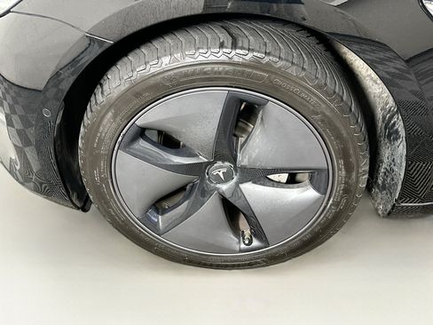 Used 2019 Tesla Model 3 Standard Range RWD image 11