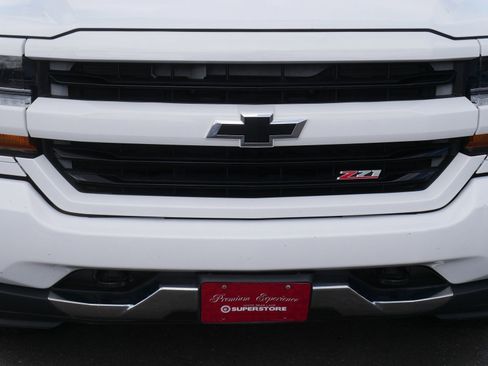 Used 2017 Chevrolet Silverado 1500 LT w/ All Star Edition image 8