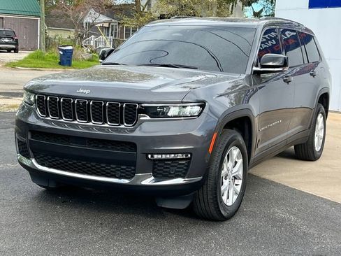 Used 2023 Jeep Grand Cherokee L Limited AWD/4WD image 50
