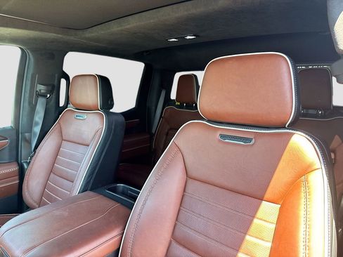 Used 2025 GMC Sierra 1500 Denali Ultimate image 13