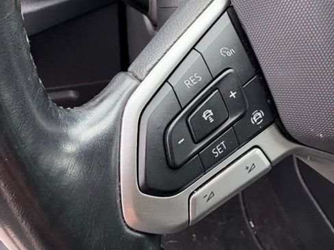 Used 2021 Volkswagen Atlas SE w/ Towing Package AWD/4WD image 13