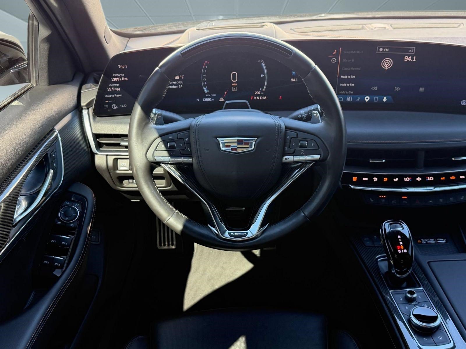 Used 2025 Cadillac CT5 V w/ LPO, ONYX Package RWD image 28