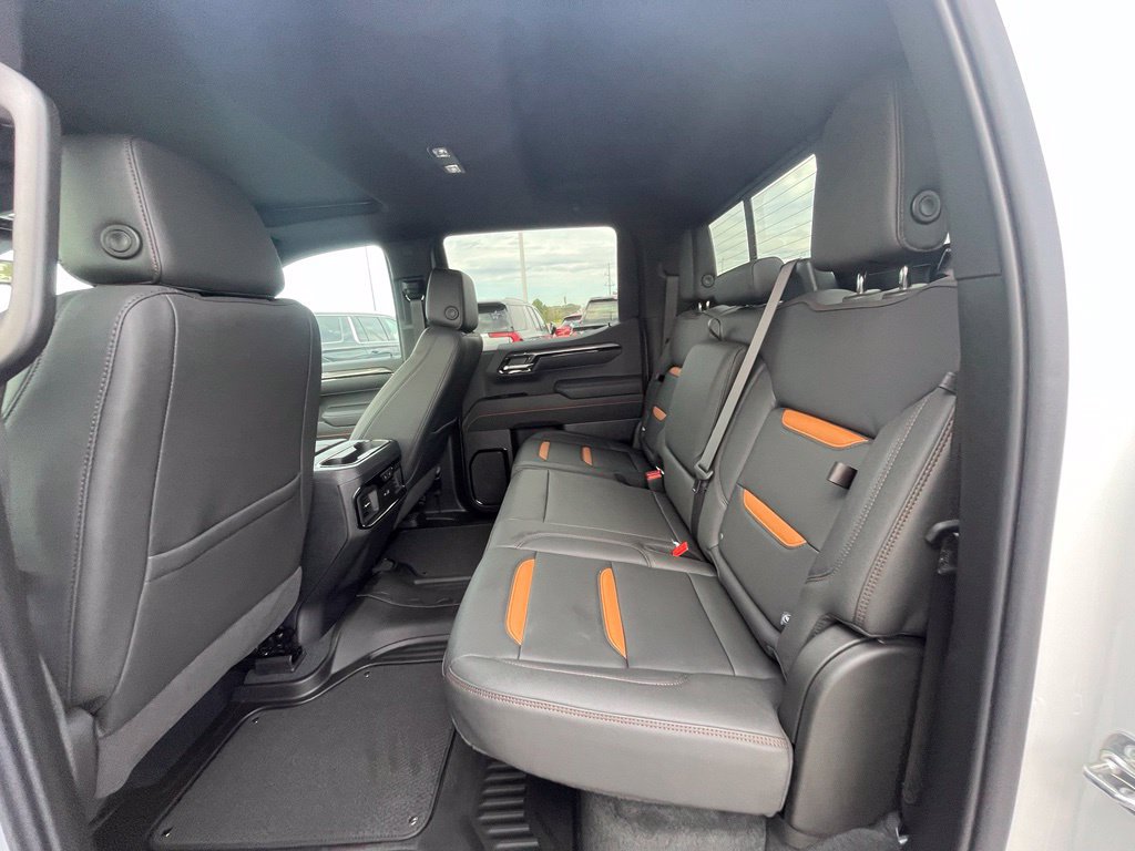 New 2026 GMC Sierra 1500 AT4 w/ AT4 Premium Package AWD/4WD image 23