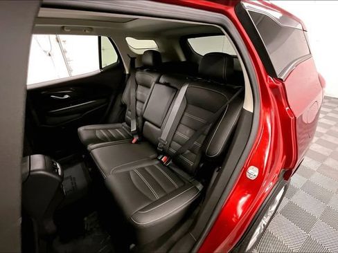 Used 2024 GMC Terrain Denali w/ Denali Premium Package AWD/4WD image 25