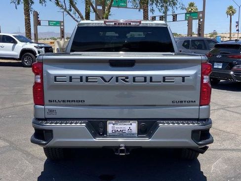 Used 2026 Chevrolet Silverado 1500 Custom w/ Turbomax Blackout Package AWD/4WD image 5