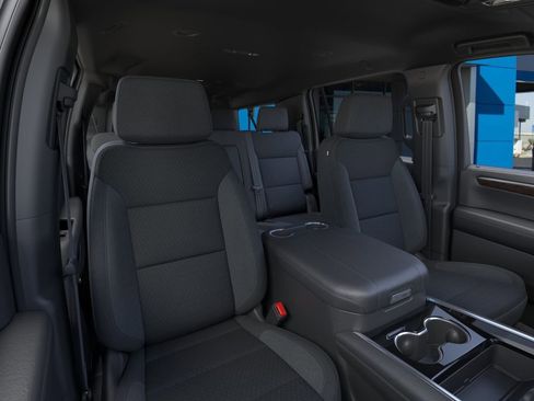 New 2026 Chevrolet Suburban LS image 16