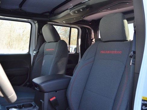 New 2026 Jeep Gladiator Rubicon image 18