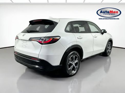 Used 2023 Honda HR-V EX-L image 2
