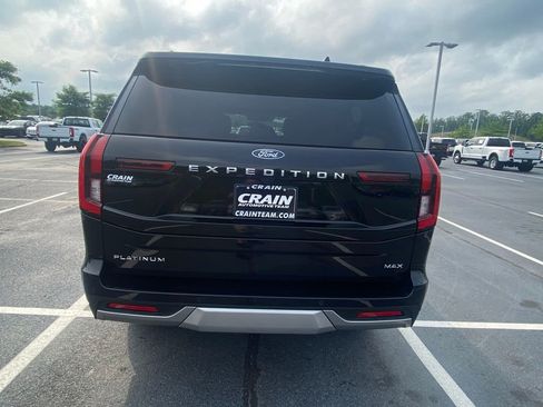 Certified 2025 Ford Expedition Max Platinum AWD/4WD image 6