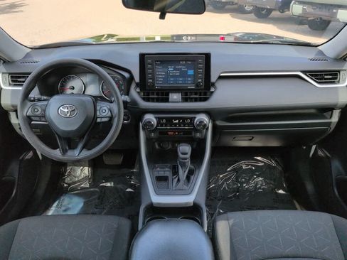 Used 2020 Toyota RAV4 XLE FWD image 14