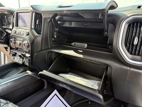 Used 2021 GMC Sierra 1500 AT4 w/ AT4 Preferred Package AWD/4WD image 27