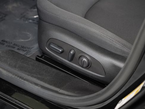 Used 2023 Chevrolet Malibu LT FWD image 21
