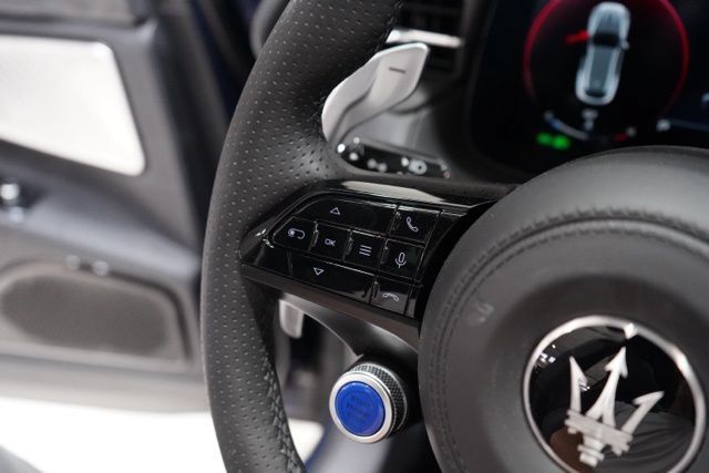 Certified 2025 Maserati Grecale Modena AWD/4WD image 20