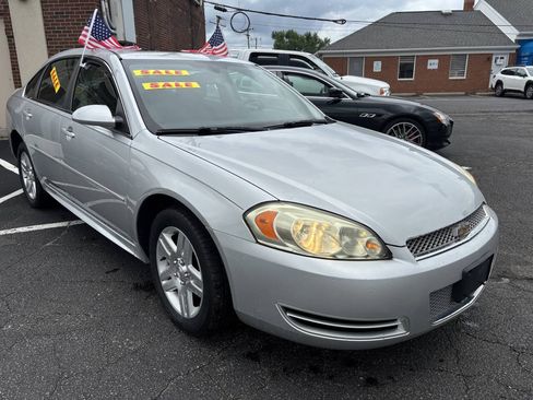 Used 2014 Chevrolet Impala LT w/ LT Sunroof Package FWD image 4