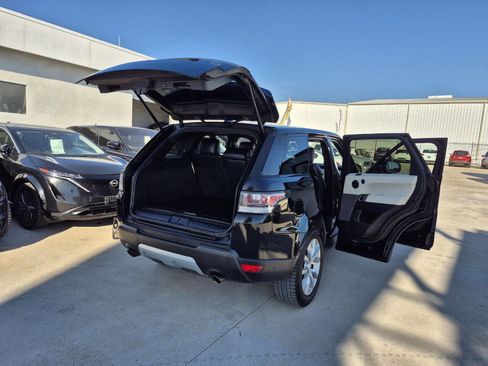 Used 2015 Land Rover Range Rover Sport HSE AWD/4WD image 18