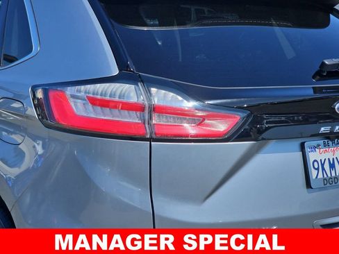 Used 2022 Ford Edge Titanium AWD/4WD image 41