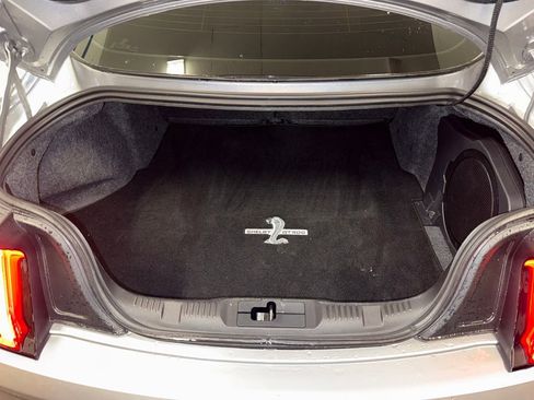 Used 2020 Ford Mustang Shelby GT500 w/ Technology Package image 23