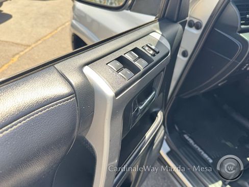 Used 2019 Toyota 4Runner SR5 AWD/4WD image 13