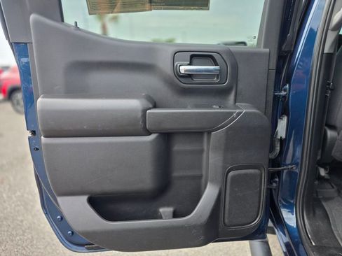 Used 2023 Chevrolet Silverado 1500 Custom AWD/4WD image 23
