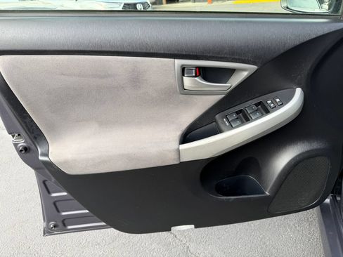 Used 2015 Toyota Prius Two FWD image 12