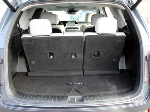 Used 2020 Hyundai Palisade SEL w/ Premium Package image 20