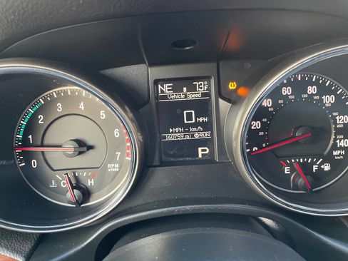 Used 2013 Jeep Grand Cherokee Limited w/ Advance Technology Group image 19