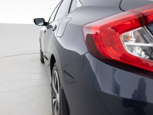 Used 2021 Honda Civic LX image 13