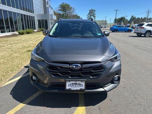 Used 2025 Subaru Crosstrek 2.5i Limited AWD/4WD image 2