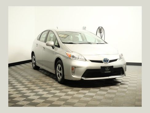 Used 2013 Toyota Prius One image 1