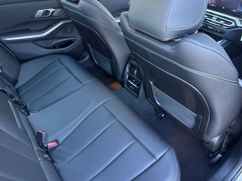 Used 2023 BMW 330i Sedan w/ Convenience Package RWD image 33
