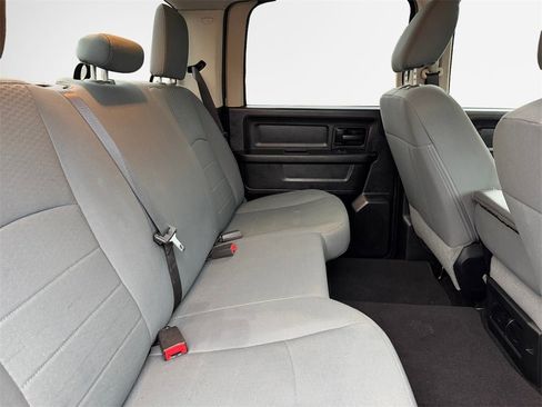 Used 2015 RAM 1500 Express image 23