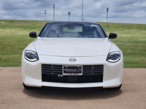 New 2026 Nissan Z Sport w/ Floor Mat Package RWD image 6